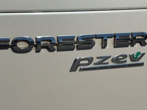 Used 2015 Subaru Forester 2.5i Limited w/ Popular Package #1 AWD/4WD image 12