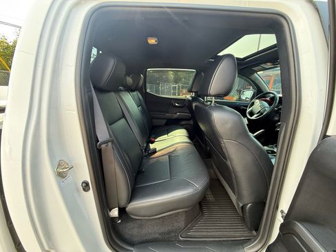 Used 2019 Toyota Tacoma TRD Pro image 16