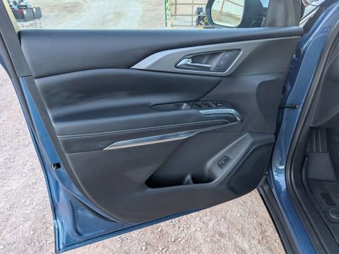 Used 2025 Chevrolet Traverse LT w/ LPO, Floor Liner Package image 13