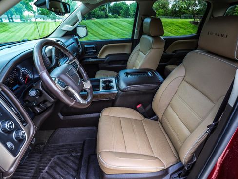 Used 2017 GMC Sierra 1500 Denali w/ Denali Ultimate Package AWD/4WD image 32