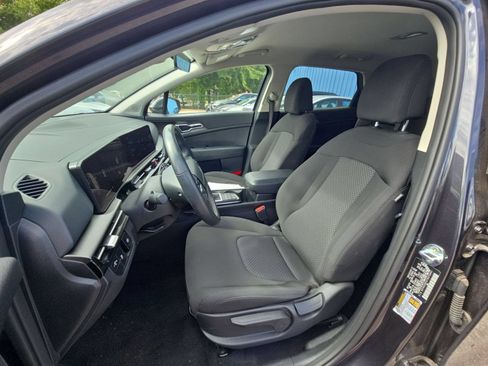 Used 2026 Kia Sportage LX AWD/4WD image 11