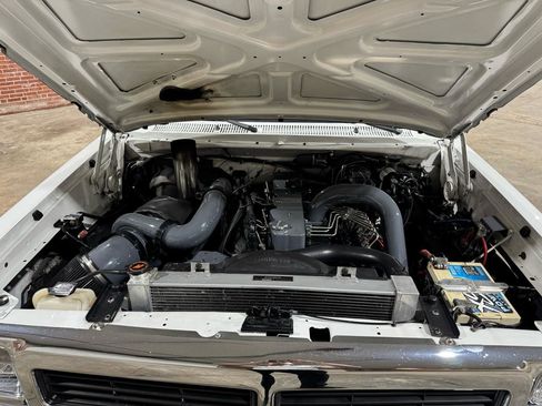 Used 1993 Dodge D/W Truck 350 image 31