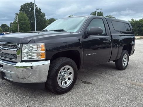 Used 2013 Chevrolet Silverado 1500 W/T w/ LS Package RWD image 1