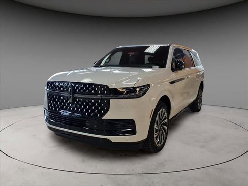 New 2026 Lincoln Navigator L Black Label image 1