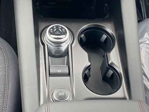 Used 2025 Ford Explorer Active image 9