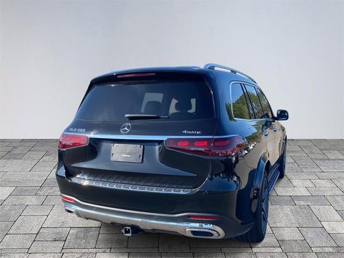 Used 2024 Mercedes-Benz GLS 450 4MATIC image 7
