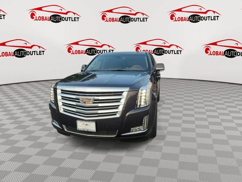 Used 2016 Cadillac Escalade ESV Platinum AWD/4WD image 3
