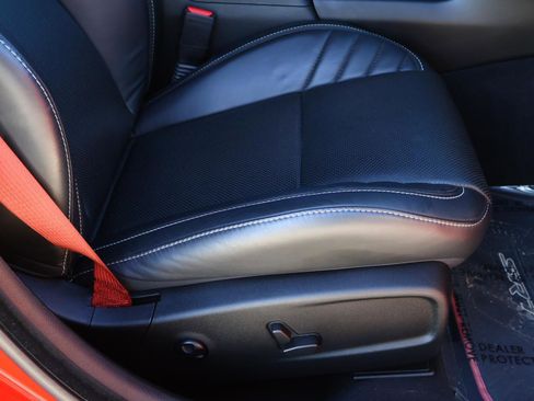 Used 2023 Dodge Charger SRT Hellcat w/ Harman/Kardon Audio Group image 18