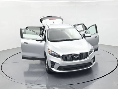 Used 2019 Kia Sorento L FWD image 48