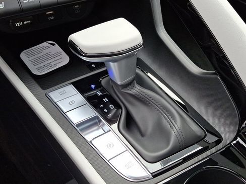 New 2026 Hyundai Elantra Limited image 11