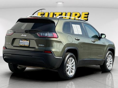 Used 2020 Jeep Cherokee Latitude image 3