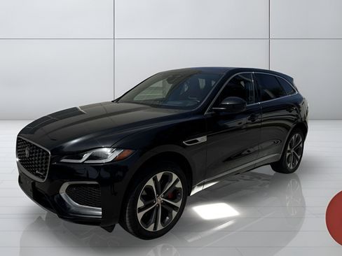 Used 2023 Jaguar F-PACE R-Dynamic S AWD/4WD image 4