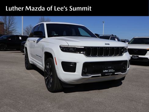 Used 2022 Jeep Grand Cherokee Overland w/ Advanced Protech Group III image 1