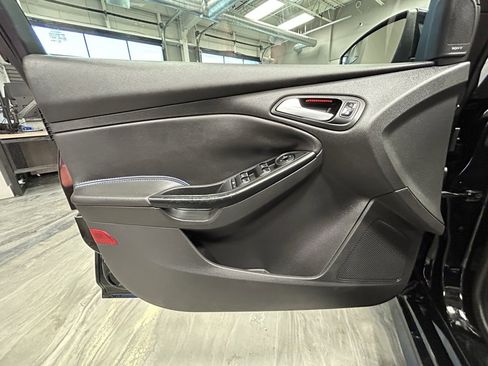 Used 2017 Ford Focus RS image 50