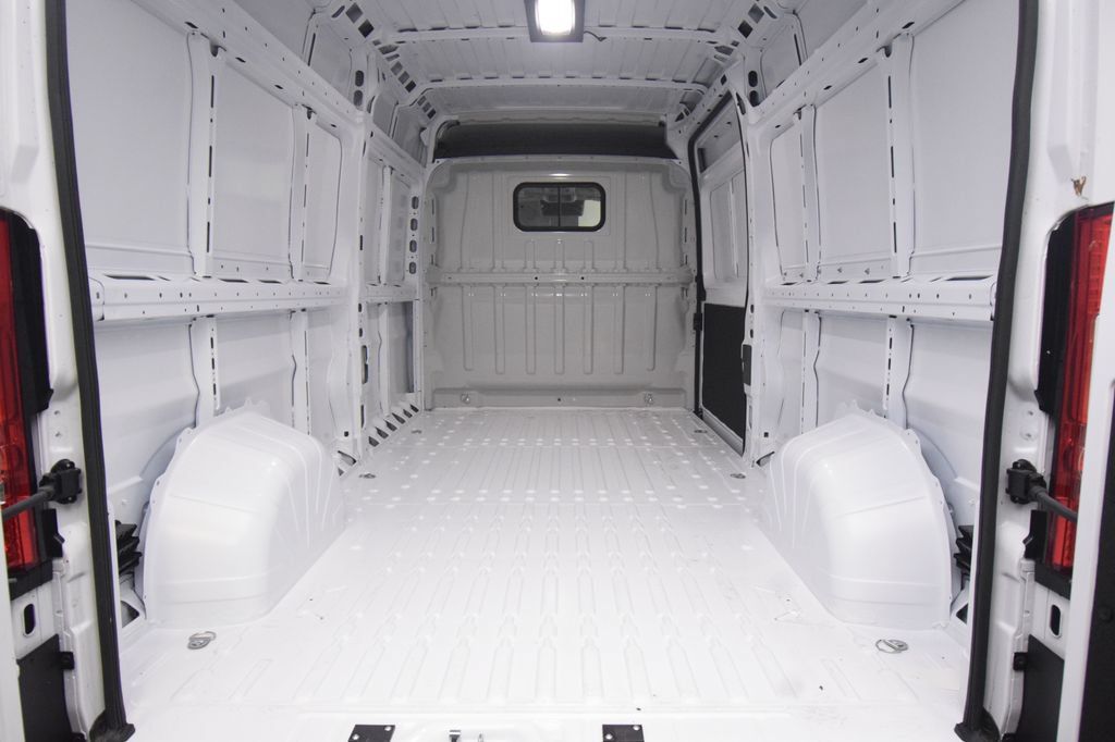 New 2026 RAM ProMaster 2500 w/ Convenience Group FWD image 35
