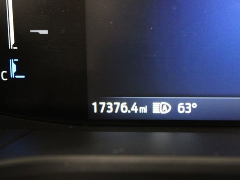 Used 2025 Ford Escape Active AWD/4WD image 39