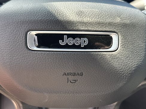 New 2026 Jeep Grand Cherokee L Limited AWD/4WD image 26