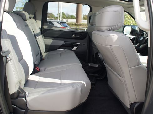 Used 2024 Toyota Tundra Limited image 24