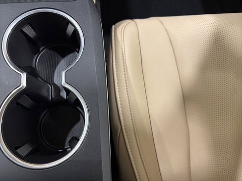 Certified 2025 Acura MDX w/ Technology Package image 45