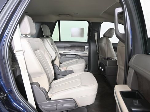 Used 2021 Ford Expedition Limited image 15