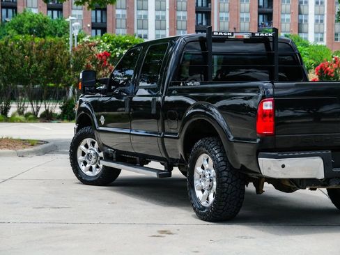 Used 2015 Ford F250 XLT w/ XLT Premium Package AWD/4WD image 22