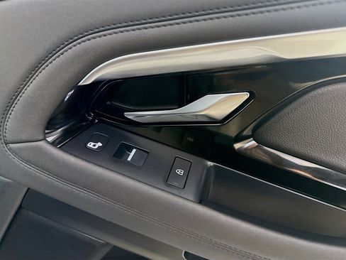 Used 2022 Land Rover Range Rover Evoque SE image 31