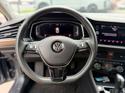 Used 2021 Volkswagen Jetta SEL FWD image 37