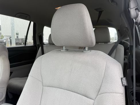 Used 2021 Honda Pilot EX image 43