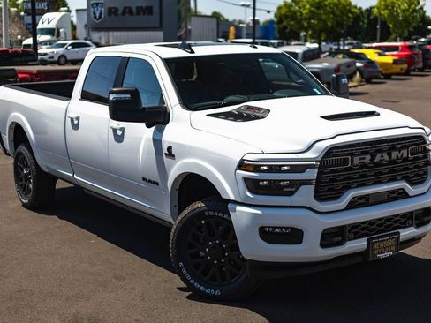 New 2025 RAM 2500 Limited image 2