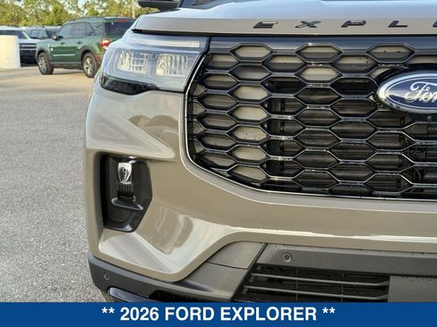 New 2026 Ford Explorer ST-Line w/ ST-Line Street Pack image 10