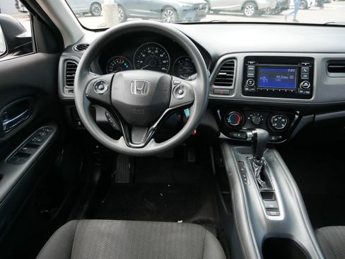 Used 2016 Honda HR-V LX image 12