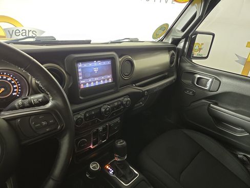 Certified 2021 Jeep Wrangler Unlimited Sport AWD/4WD image 24