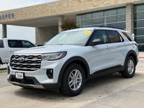 New 2026 Ford Explorer Active RWD image 38