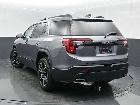 Used 2021 GMC Acadia SLT w/ Elevation Edition image 6