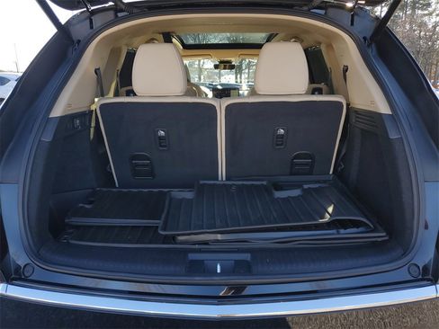 Certified 2023 Acura MDX FWD w/ Technology Package image 9