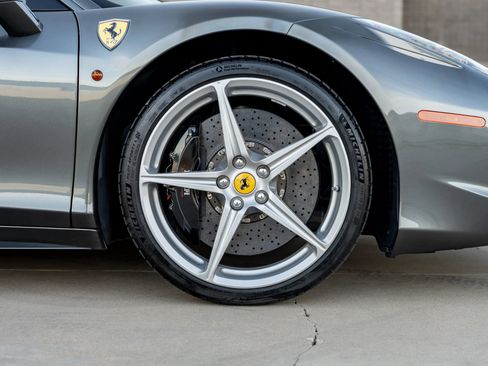Used 2012 Ferrari 458 Italia Coupe RWD image 31