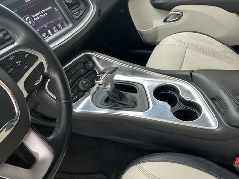 Used 2015 Dodge Challenger SXT Plus image 14