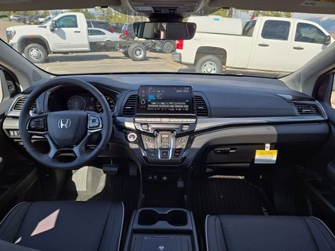 New 2026 Honda Odyssey Elite image 4
