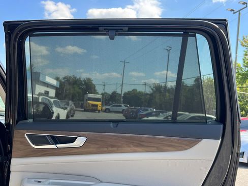 New 2026 Volkswagen Atlas SE image 15