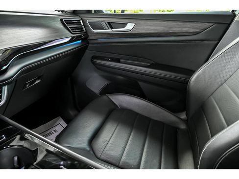 Used 2024 Volkswagen Atlas SEL image 24