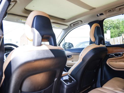 Used 2016 Volvo XC90 T6 Inscription w/ Vision Package AWD/4WD image 26