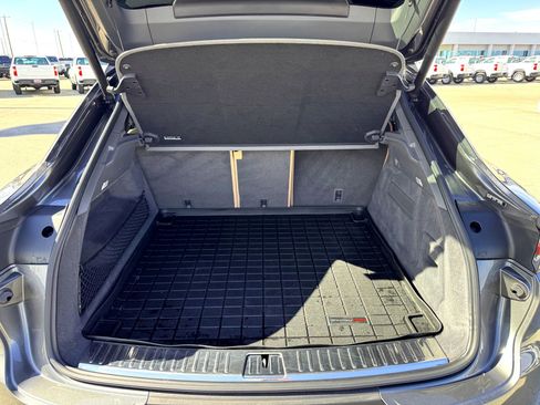 Used 2021 Porsche Cayenne S image 10