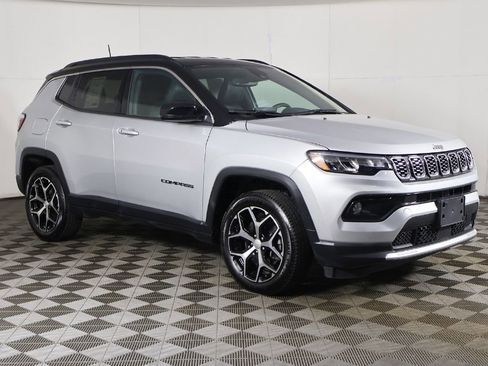 Used 2024 Jeep Compass Limited AWD/4WD image 44