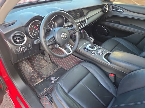 Used 2020 Alfa Romeo Stelvio Ti w/ Nero Edizione image 15