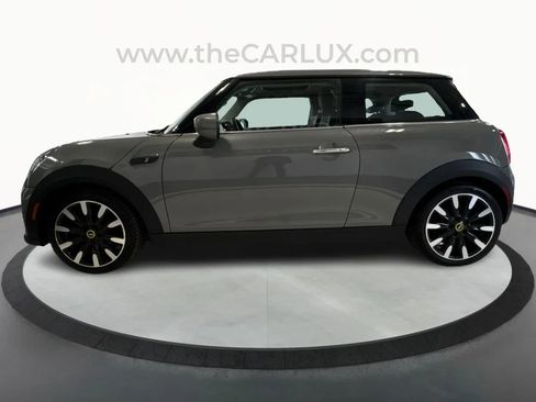 Used 2023 MINI Cooper SE image 4