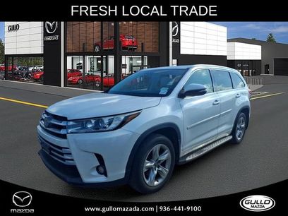 Used 2017 Toyota Highlander Limited