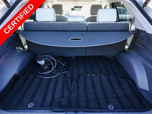 Certified 2024 Hyundai Ioniq 5 Limited RWD image 29