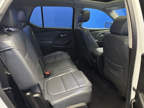 Used 2019 Chevrolet Traverse LT w/ LT Premium Package FWD image 26