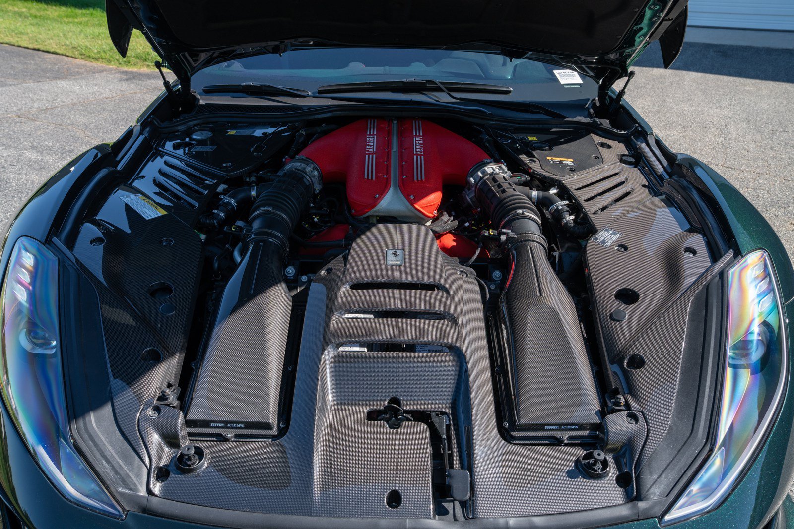 Used 2022 Ferrari 812 Competizione RWD image 23