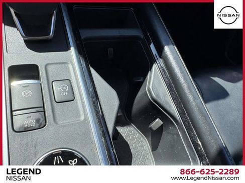 Certified 2024 Nissan Pathfinder SL AWD/4WD image 30
